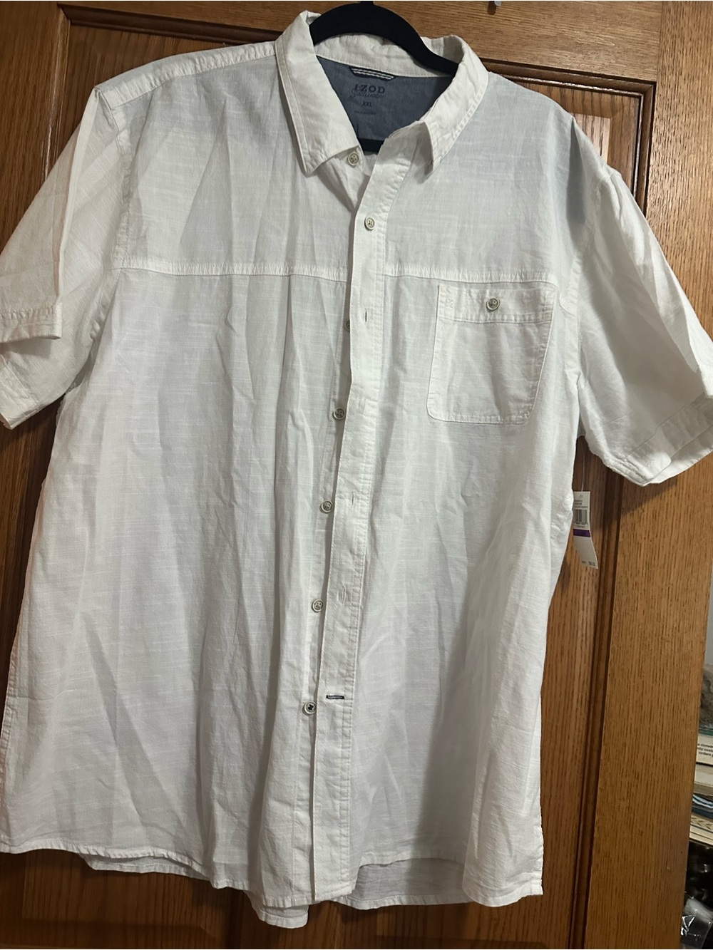 Izod Men's Short-Sleeve Button-Up Shirt in White xxl